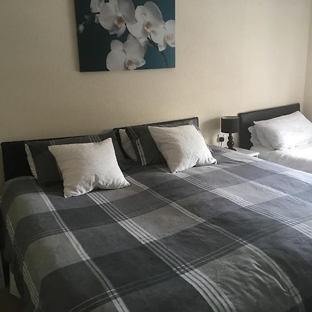 Bentons Guest House Cheltenham Eksteriør billede