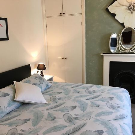 Bentons Guest House Cheltenham Eksteriør billede