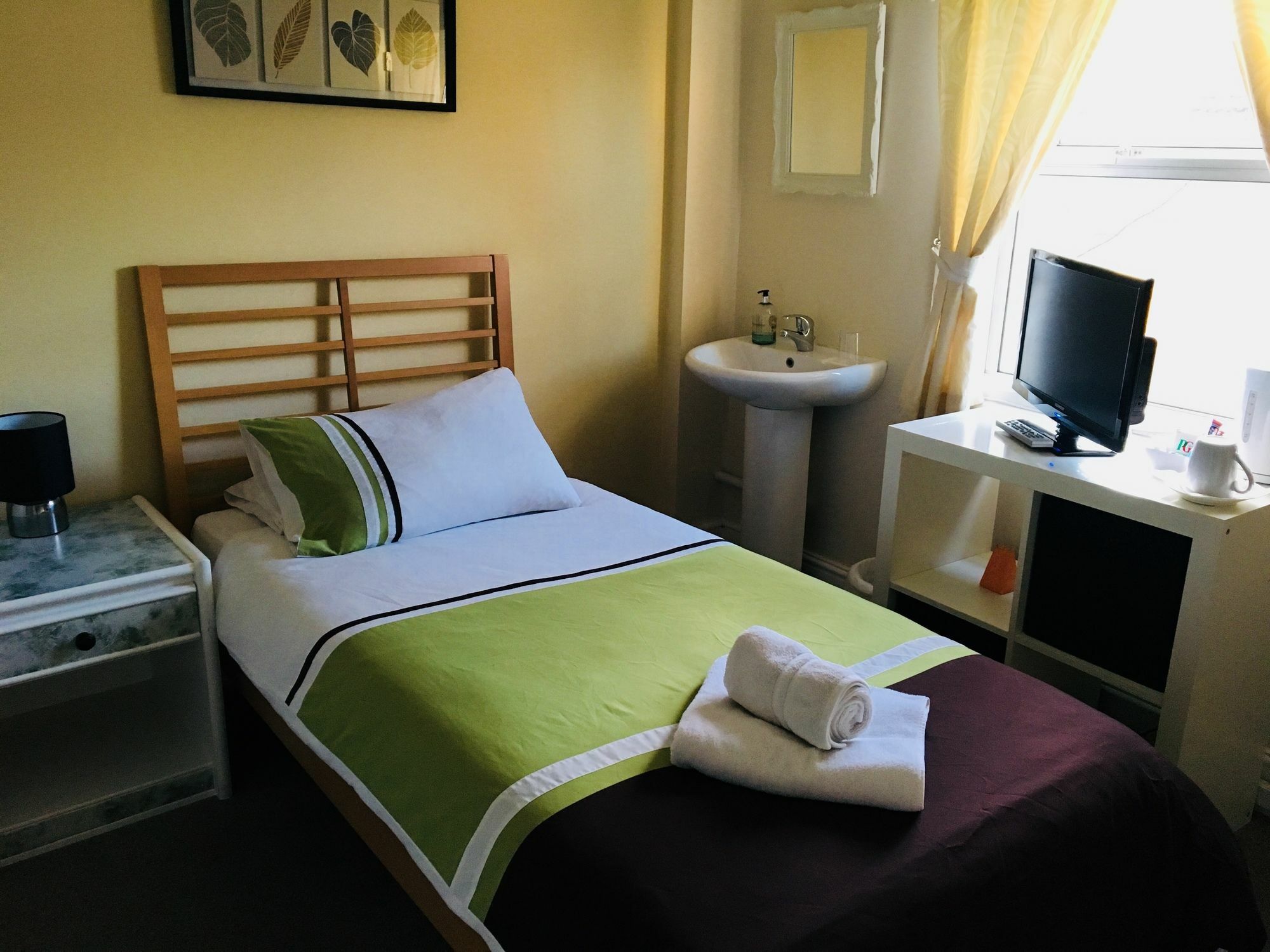 Bentons Guest House Cheltenham Eksteriør billede