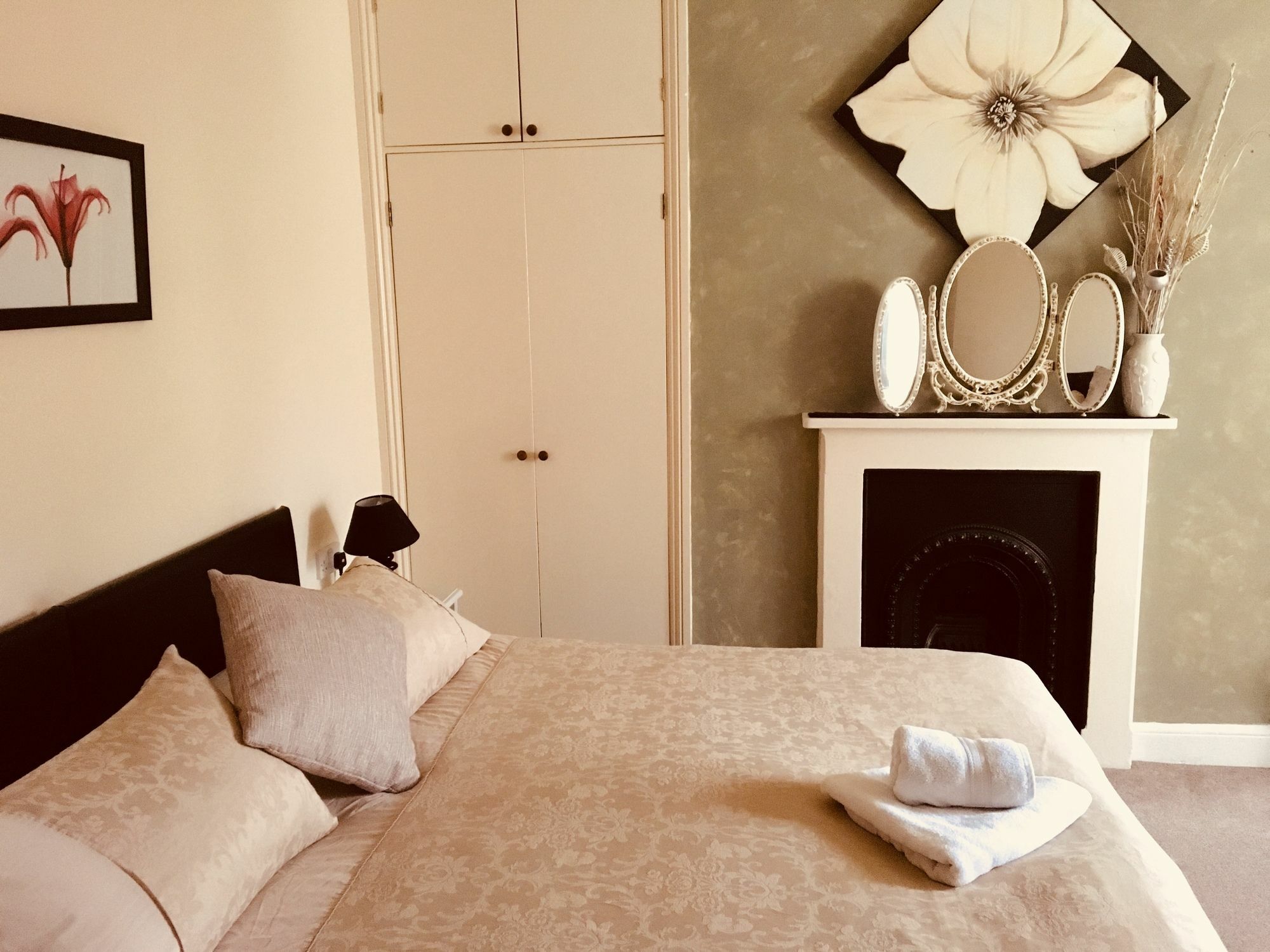 Bentons Guest House Cheltenham Eksteriør billede